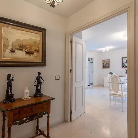 With Swimming-pool * Marbella