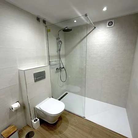 With Swimming-pool Apartment *